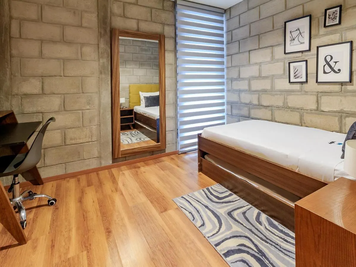 Апартаменты Stylish Designer Loft W Gym 2Bd Tribu Colon 105 Гвадалахара Мексика